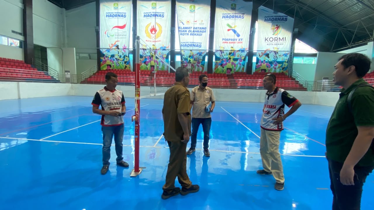 Kunjungan PB PORPROV Jawa Barat dan PBVSI Provinsi Jawa Barat Tinjau Kesiapan Venue Voli Indoor GOR Bang Yan Kota Bekasi