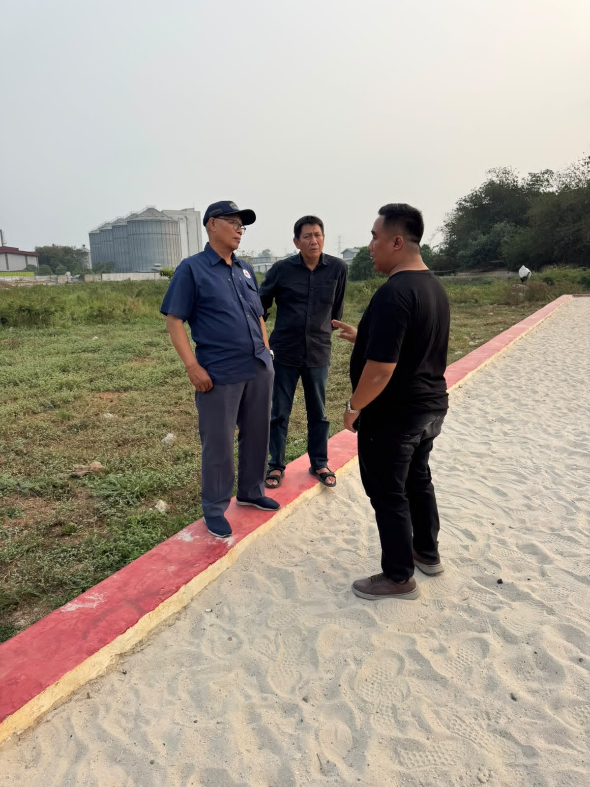 PBVSI Jawa Barat Tinjau Lapangan Voli Pasir Ciketing Udik Jelang Porprov XV 2026