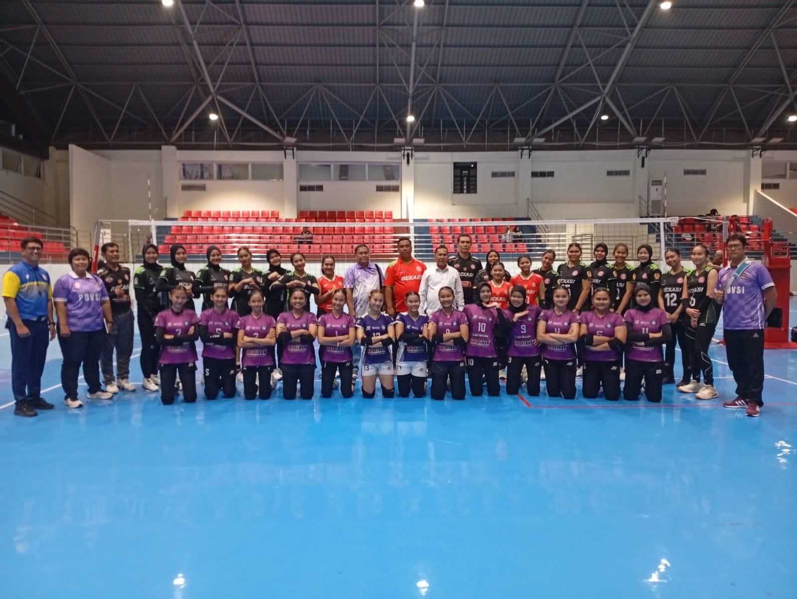 Latih Tanding Tim Voli Porprov Kab. Tangerang vs Kota Bekasi di GOR Bang Yan